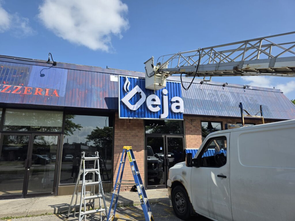 Channel Letter Sign, Deja Vu+, London, Ontario